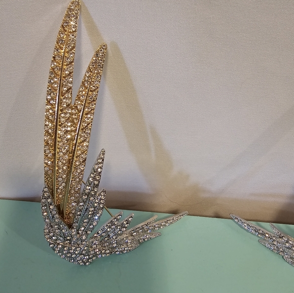 Rhinestone & Gold Winged Warrior Crown w/ Pins - Picture 8 of 9